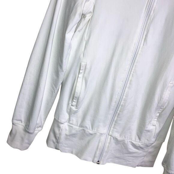 511. Lululemon reversible paisley print jacket size 4 - Picture 3 of 14